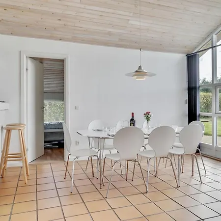 Wreth - 300m From The Sea By Interhome בית נופש